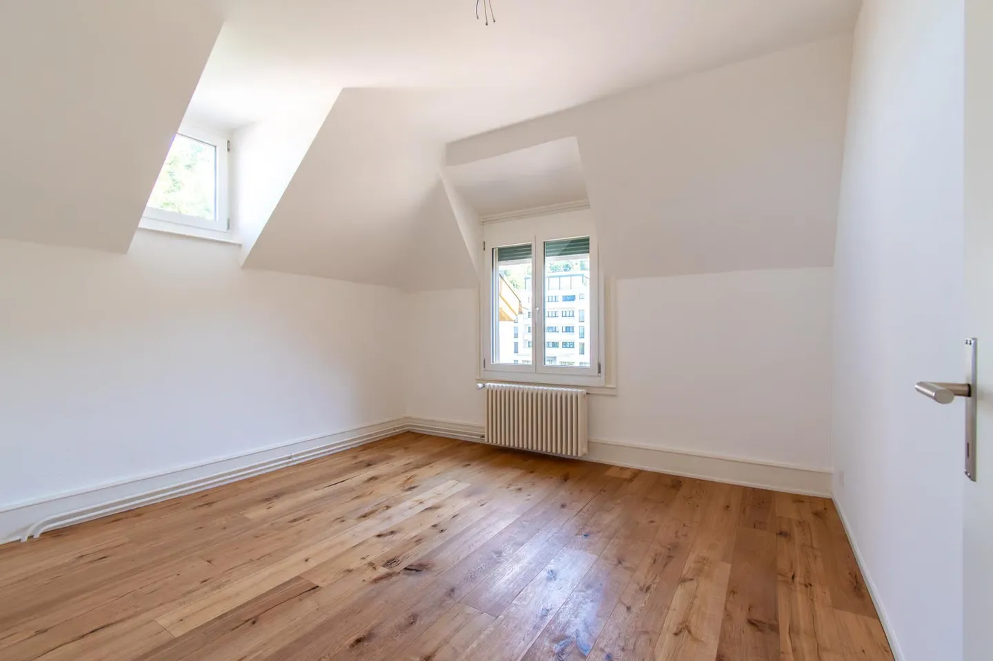 Charmante 2.5 Zimmer Wohnung - Foto 2 von 9