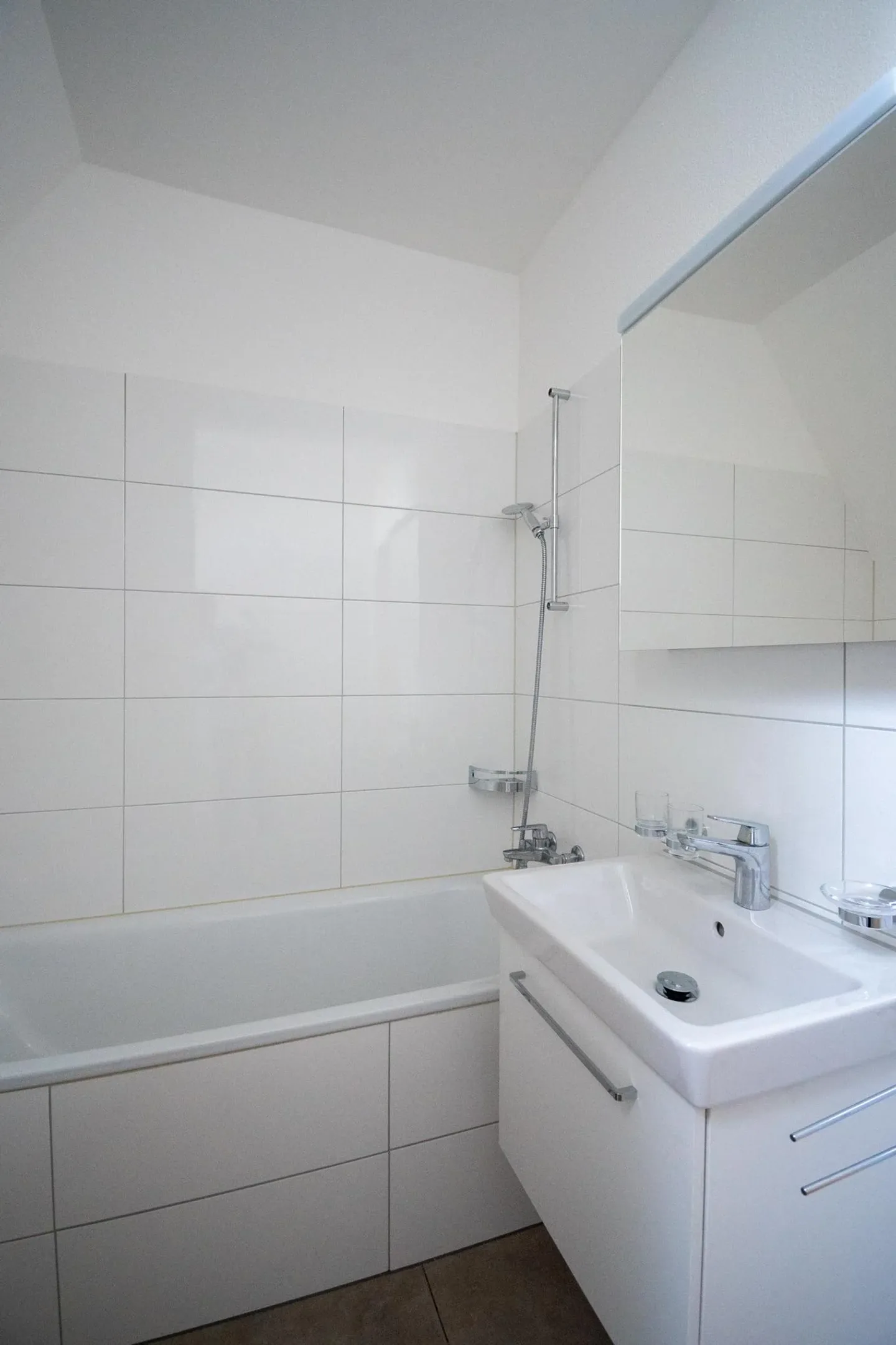 Charmante 2.5 Zimmer Wohnung - Foto 7 von 9