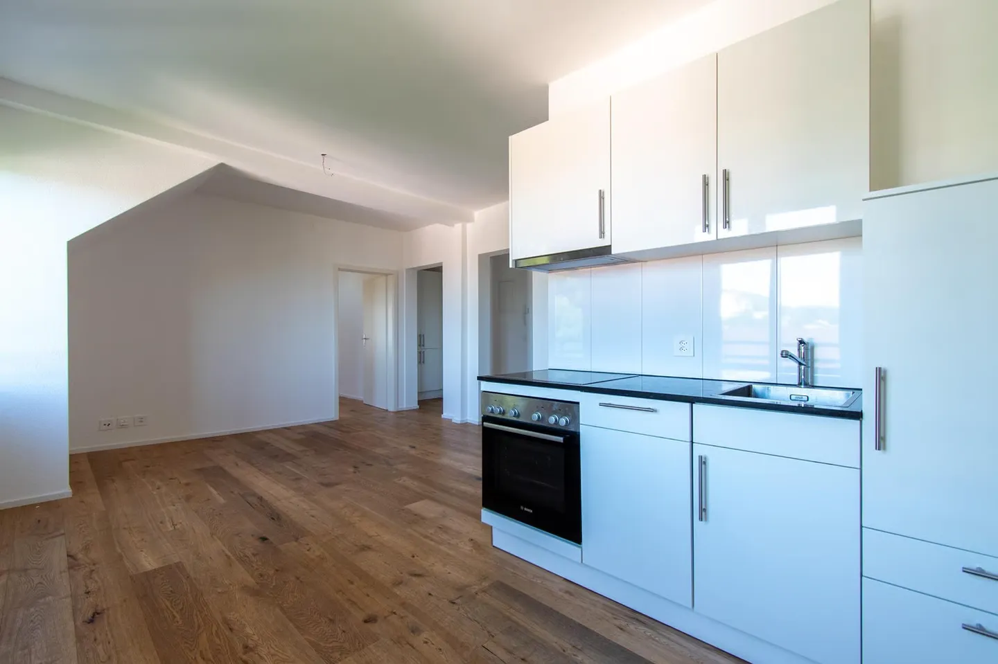Charmante 2.5 Zimmer Wohnung - Foto 3 von 9
