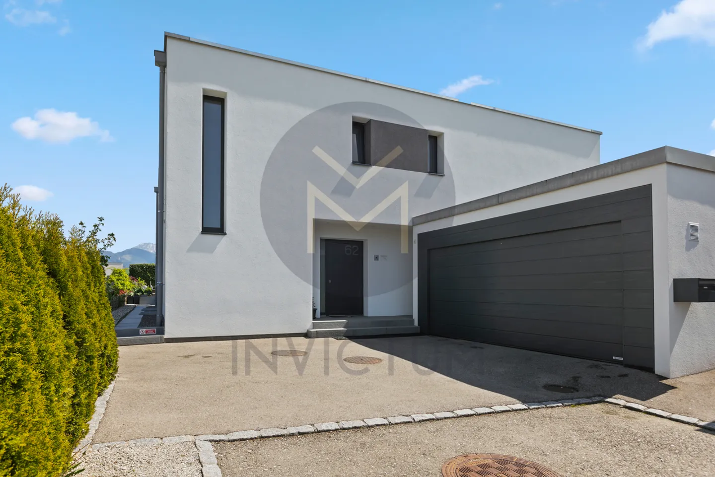 Exceptional contemporary villa with terrace and garden - Photo 22 of 22