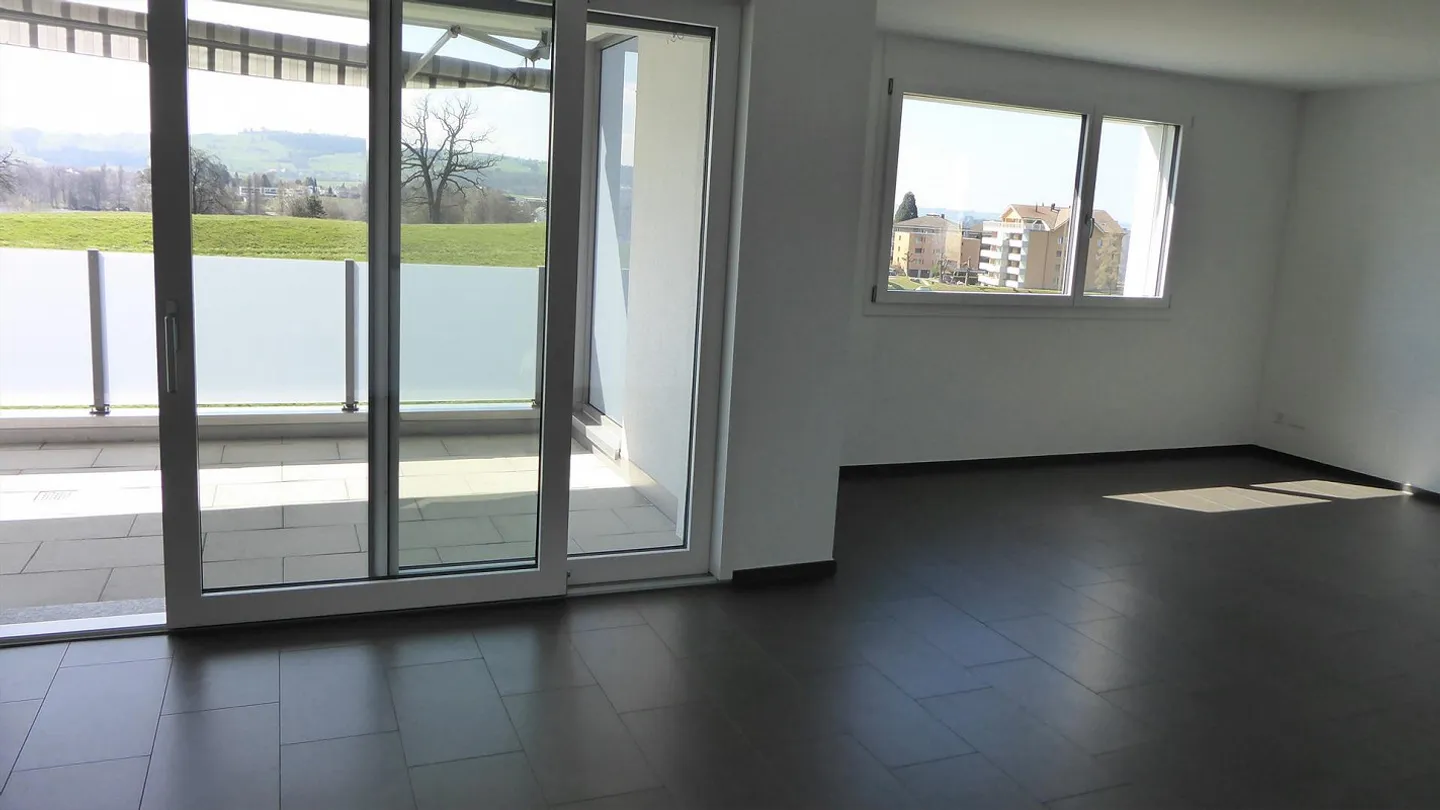 Charmante Wohnung mit Seeblick - Foto 4 von 4