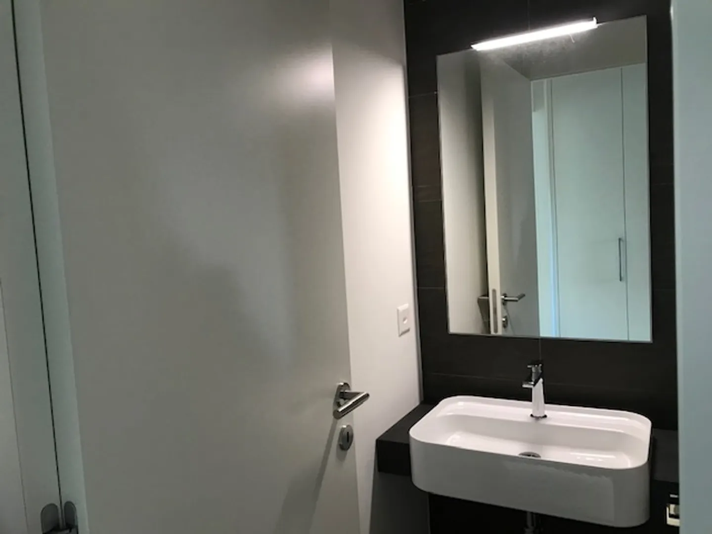 Appartamento in vendita - Foto 3 di 4