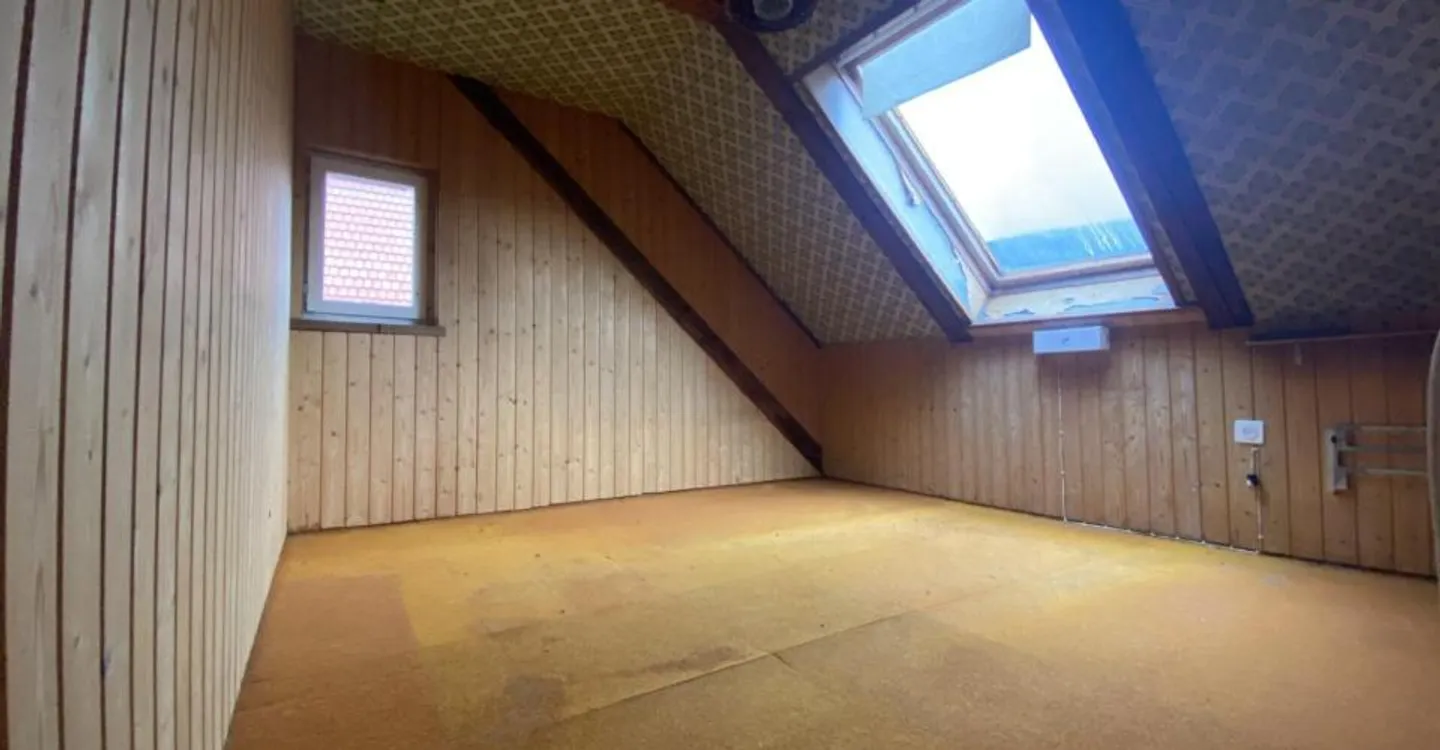Dachbodenlagerraum zur Miete in Malleray - Foto 2 von 3