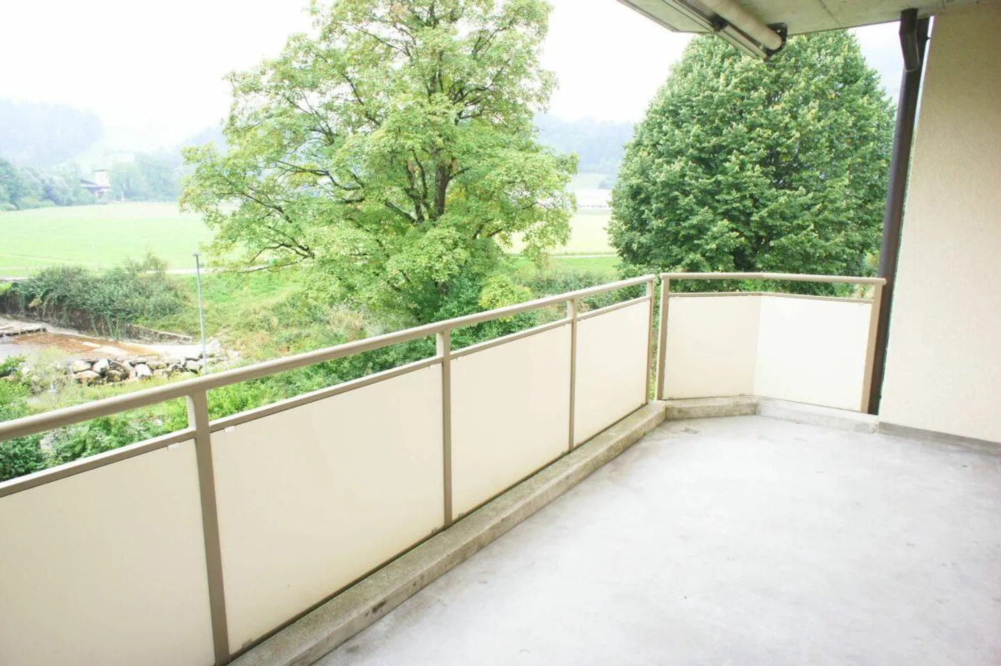 Living in a family-friendly residential area by the Thur - Photo 3 of 7