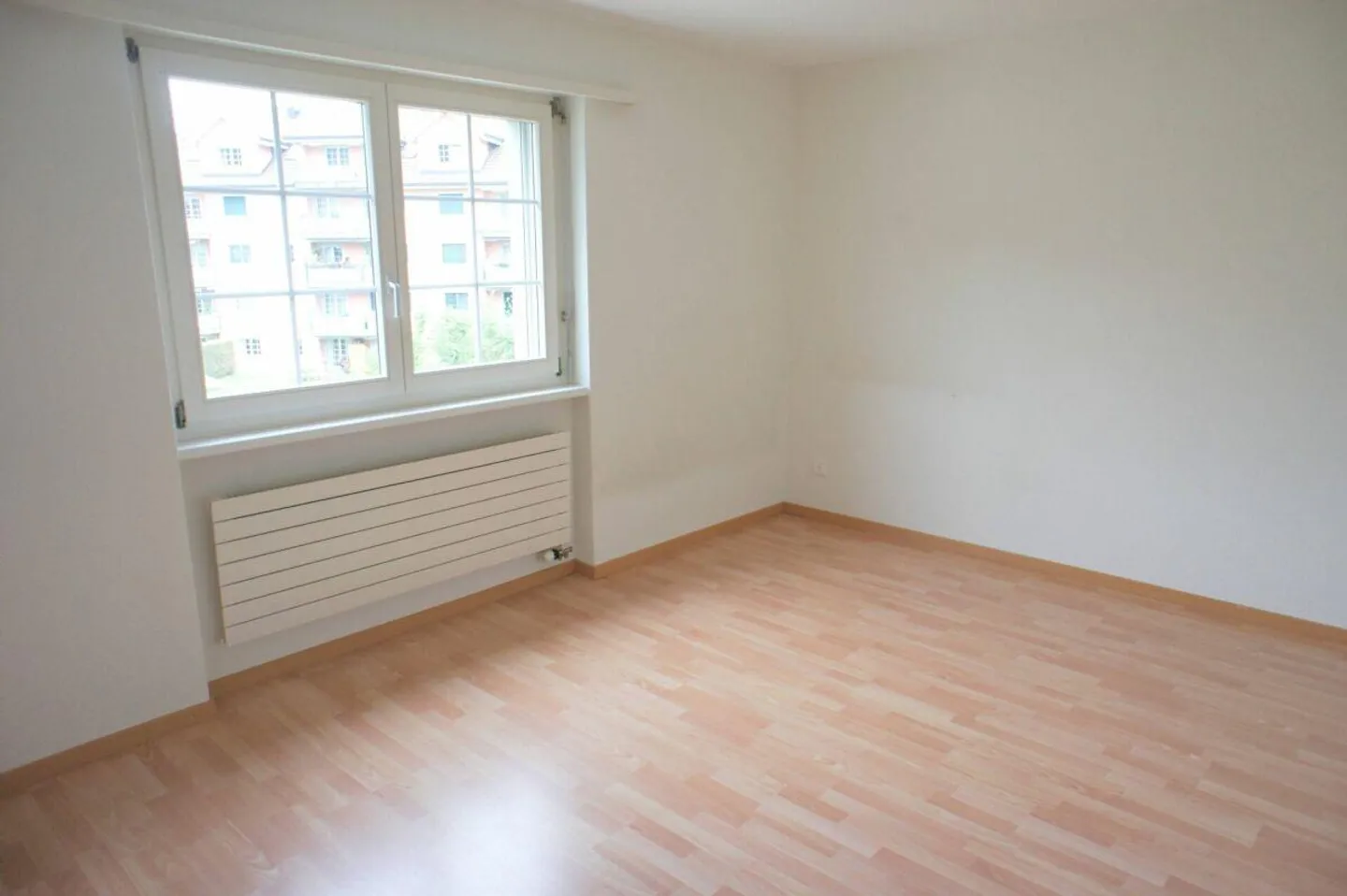 Living in a family-friendly residential area by the Thur - Photo 6 of 7