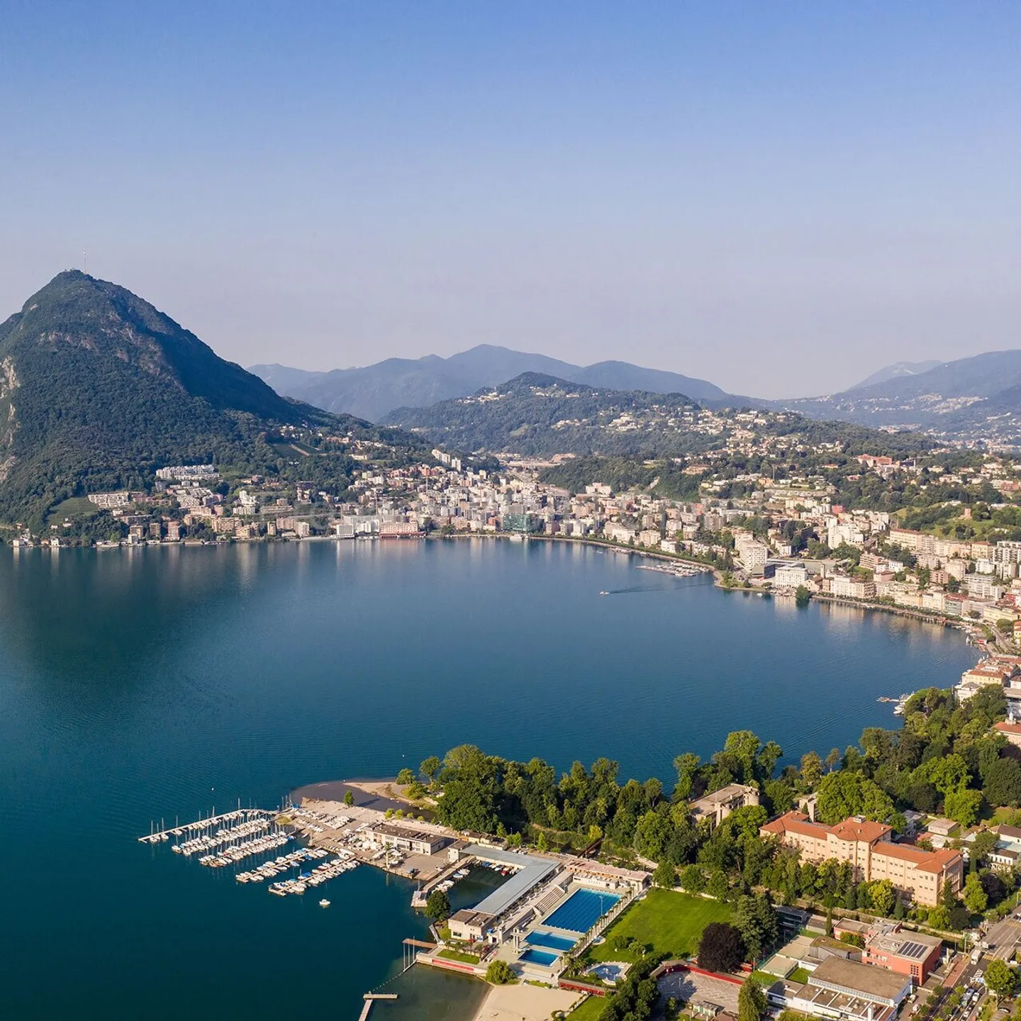 Exclusive living on the Gold Coast of Ticino – 2.5-room apartment - Photo 3 of 8