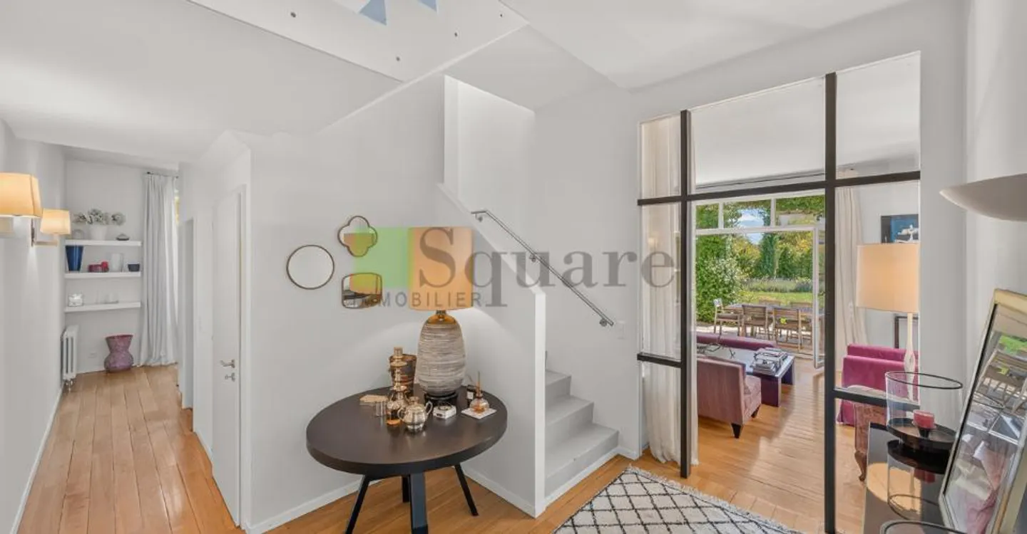 Magnificent individual villa with 7 rooms and garden - Photo 3 of 13