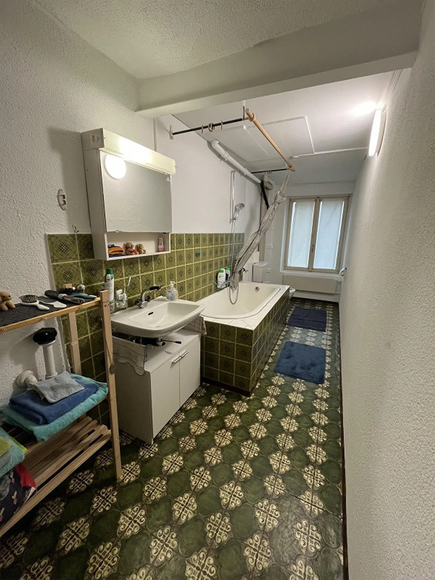 Old building apartment - Photo 3 of 11