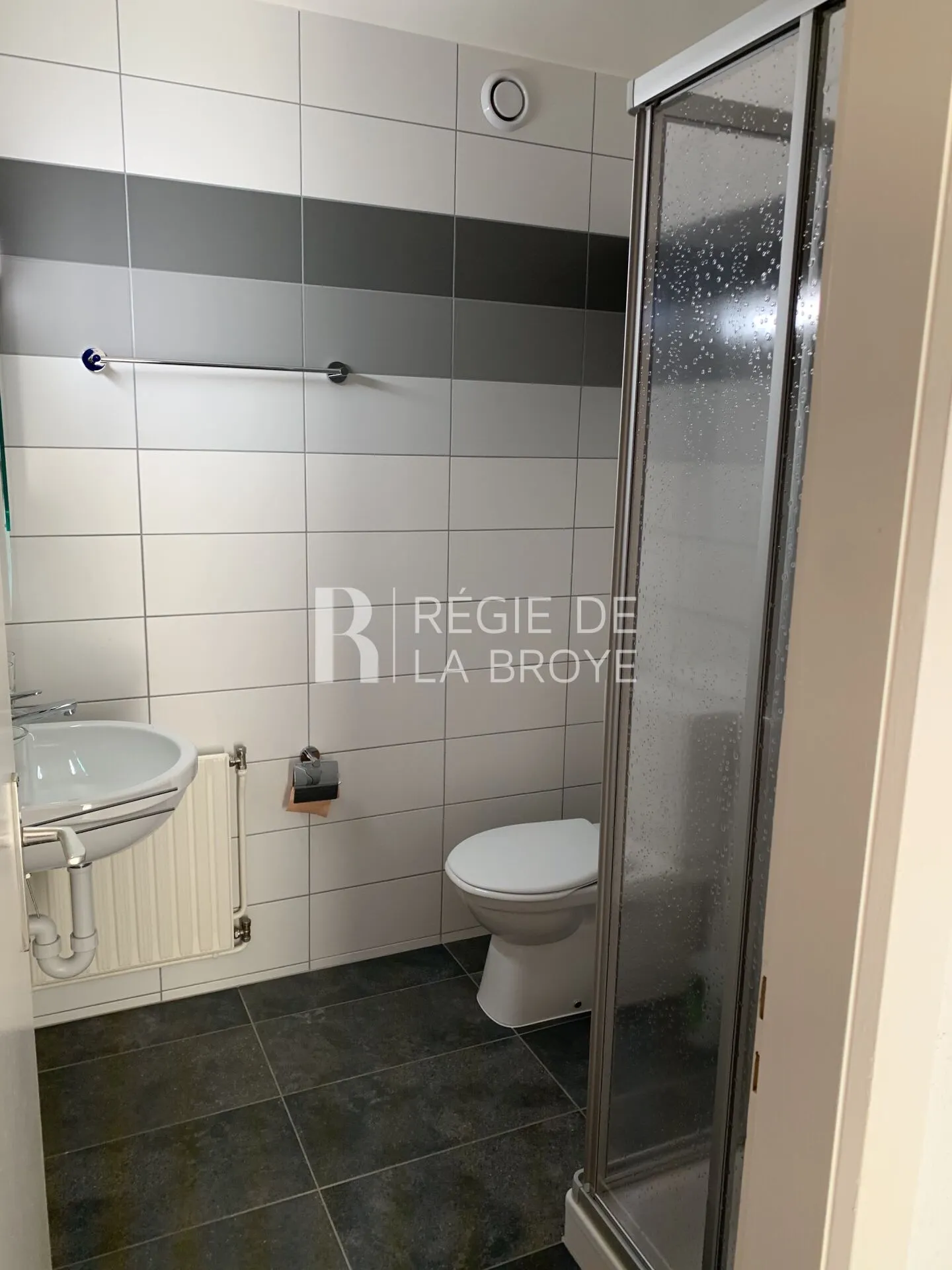 Studio avec balcon à Yverdon-les-Bains - Foto 15 von 16
