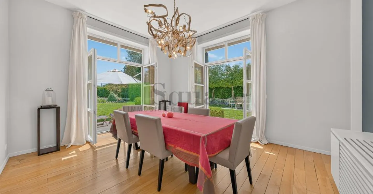 Magnificent individual villa with 7 rooms and garden - Photo 8 of 13