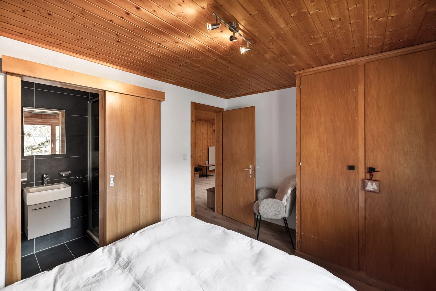 Charming Chalet in Euseigne - Photo 5 of 7