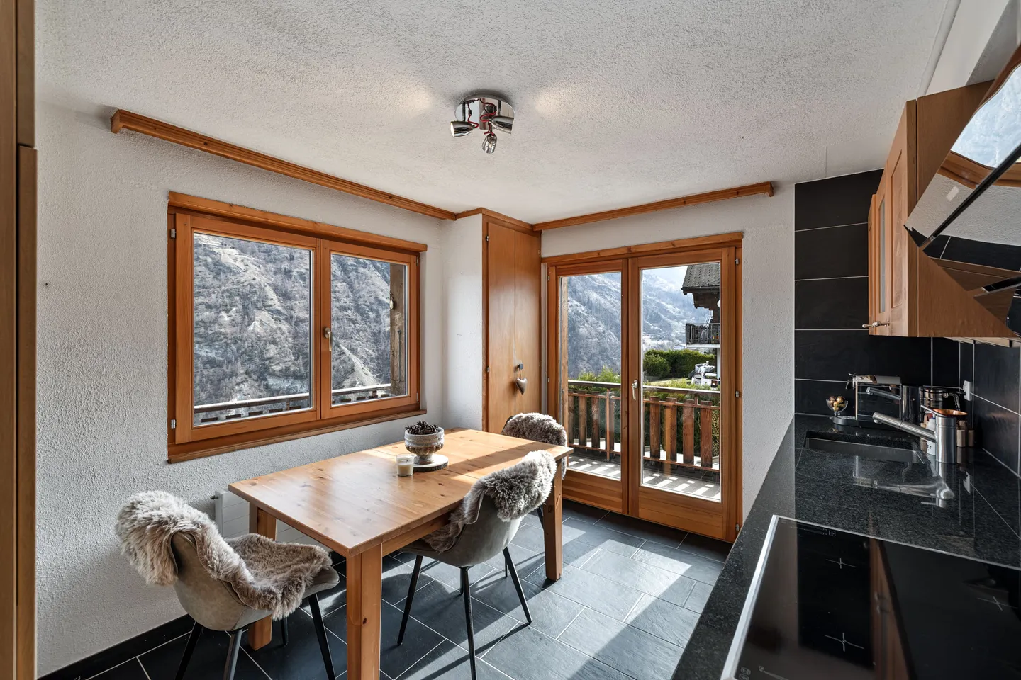 Charming Chalet in Euseigne - Photo 3 of 7