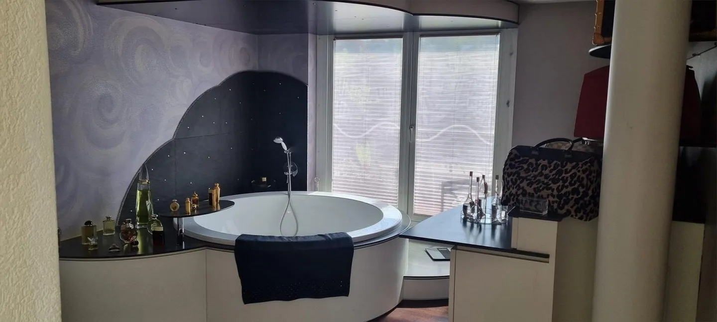 Appartamento attico con terrazza coperta! - Foto 10 di 13