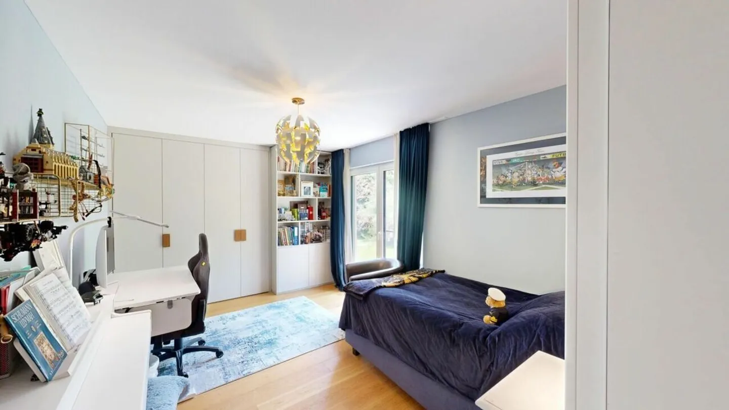 Classic Contemporary Living - Stylish 9.5-Room Single-Family House with Private Garden, Swimspa & Smart Home in Veltheim - Photo 7 of 30