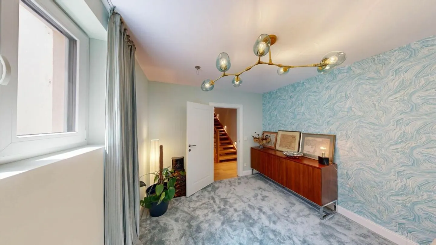 Classic Contemporary Living - Stylish 9.5-Room Single-Family House with Private Garden, Swimspa & Smart Home in Veltheim - Photo 18 of 30