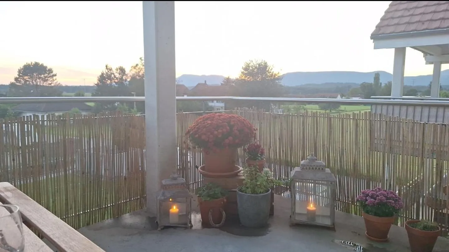 Traumwohnung mit Blick ins Grüne sucht Nachmieter - Photo 2 of 12