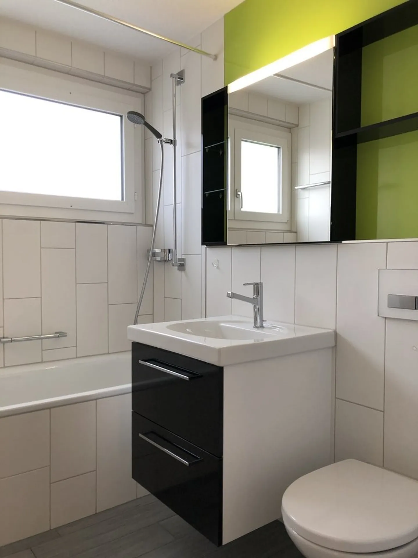 Ampio appartamento 4.5 locali - Foto 3 di 5
