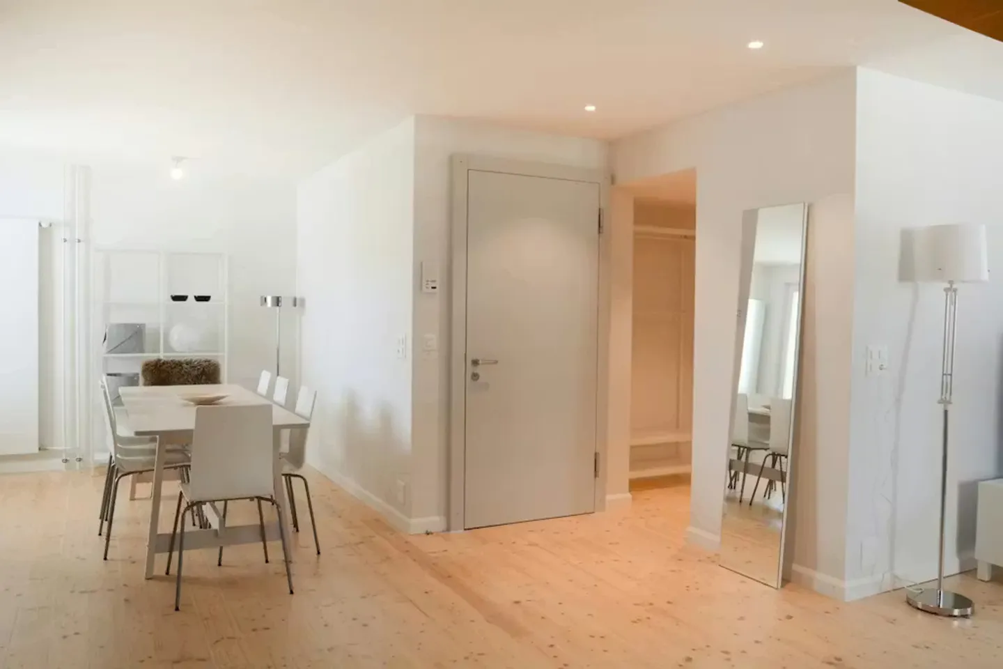 Charming Apartment in Lucerne - Photo 8 of 10