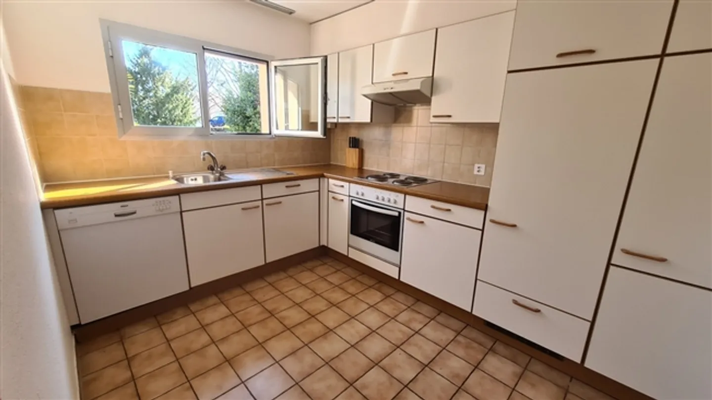 3.5-room apartment for rent in Brissago with lake view - Photo 6 of 9