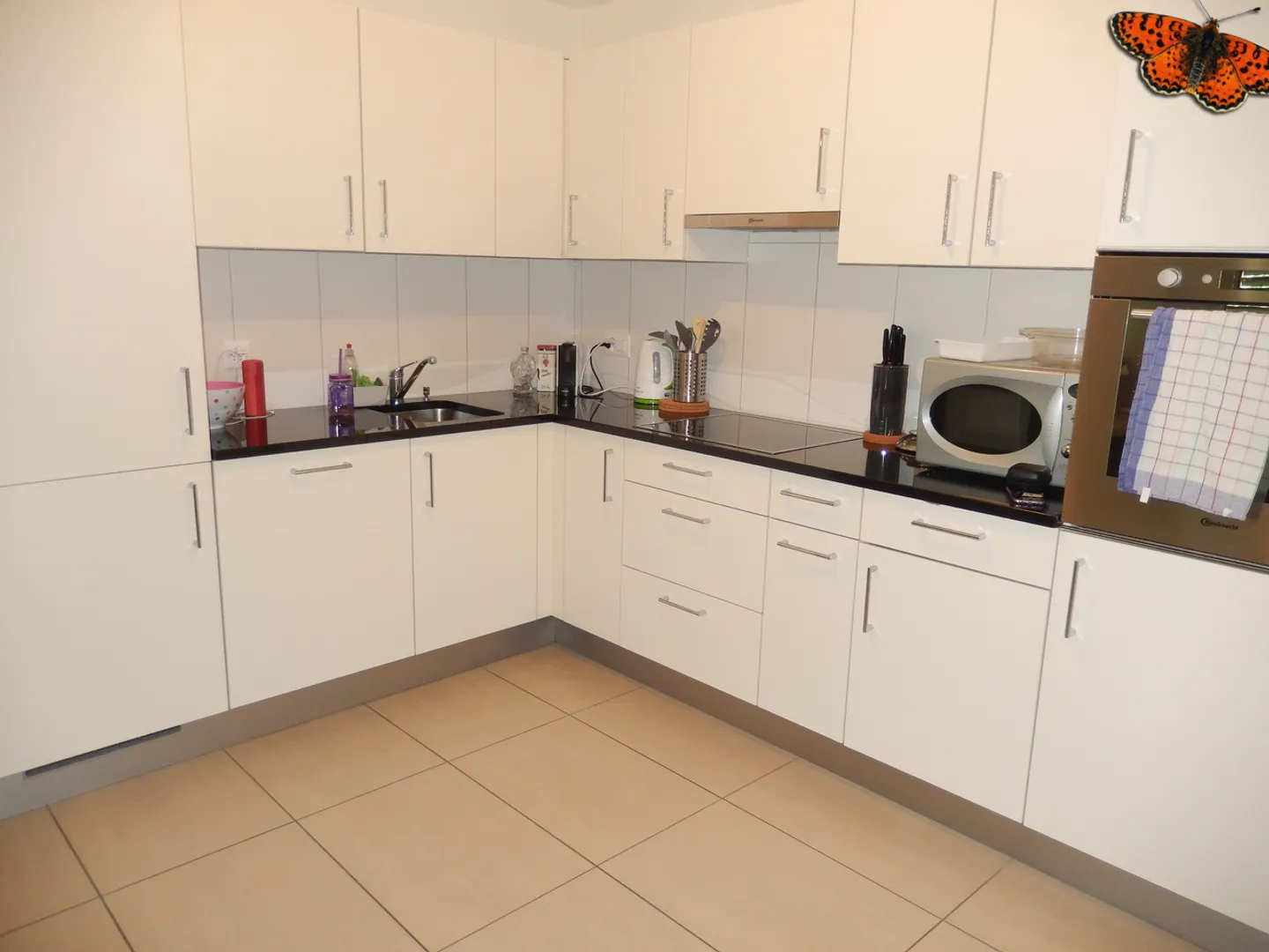 VERY NICE 2 ½ ROOMS - With small terrace! - Photo 2 of 5