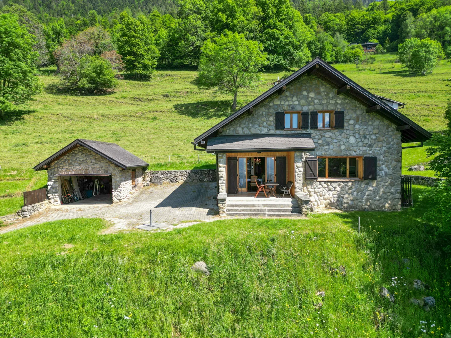 CHALET AUTENTICO - POSIZIONE IDILLICA! - Foto 12 di 13