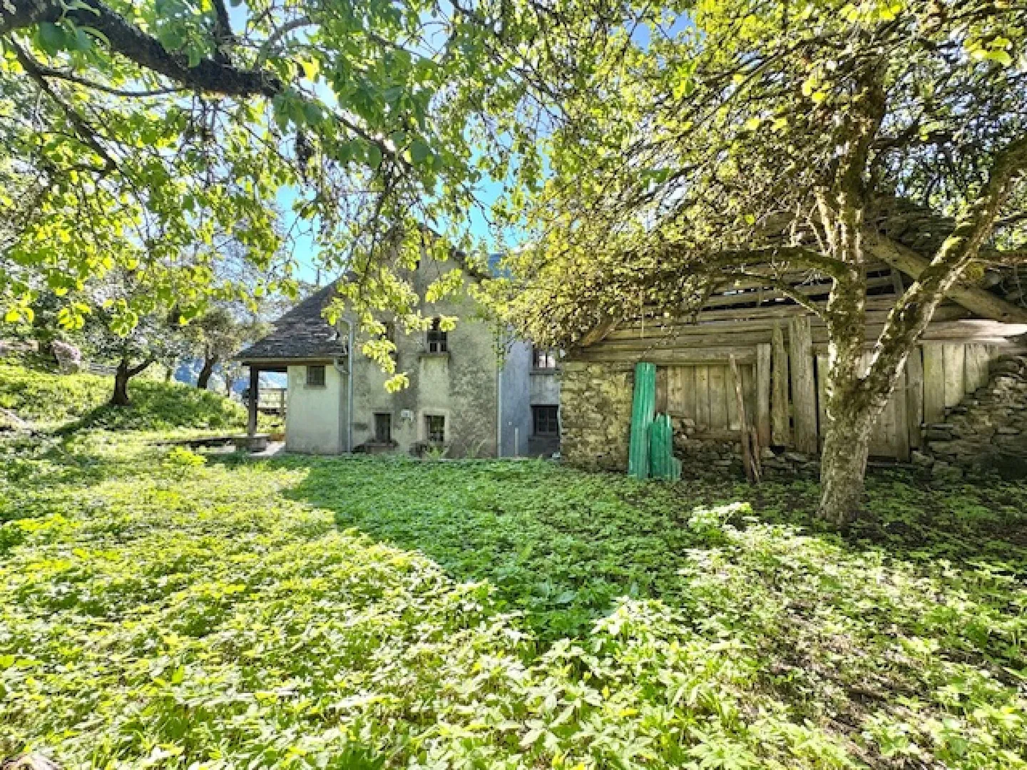 «ZU VERKAUFEN IN CERENTINO - ALTES TESSINER HAUS MIT TYPISCHEM WALSER RUSTIKAL» - Foto 12 von 26
