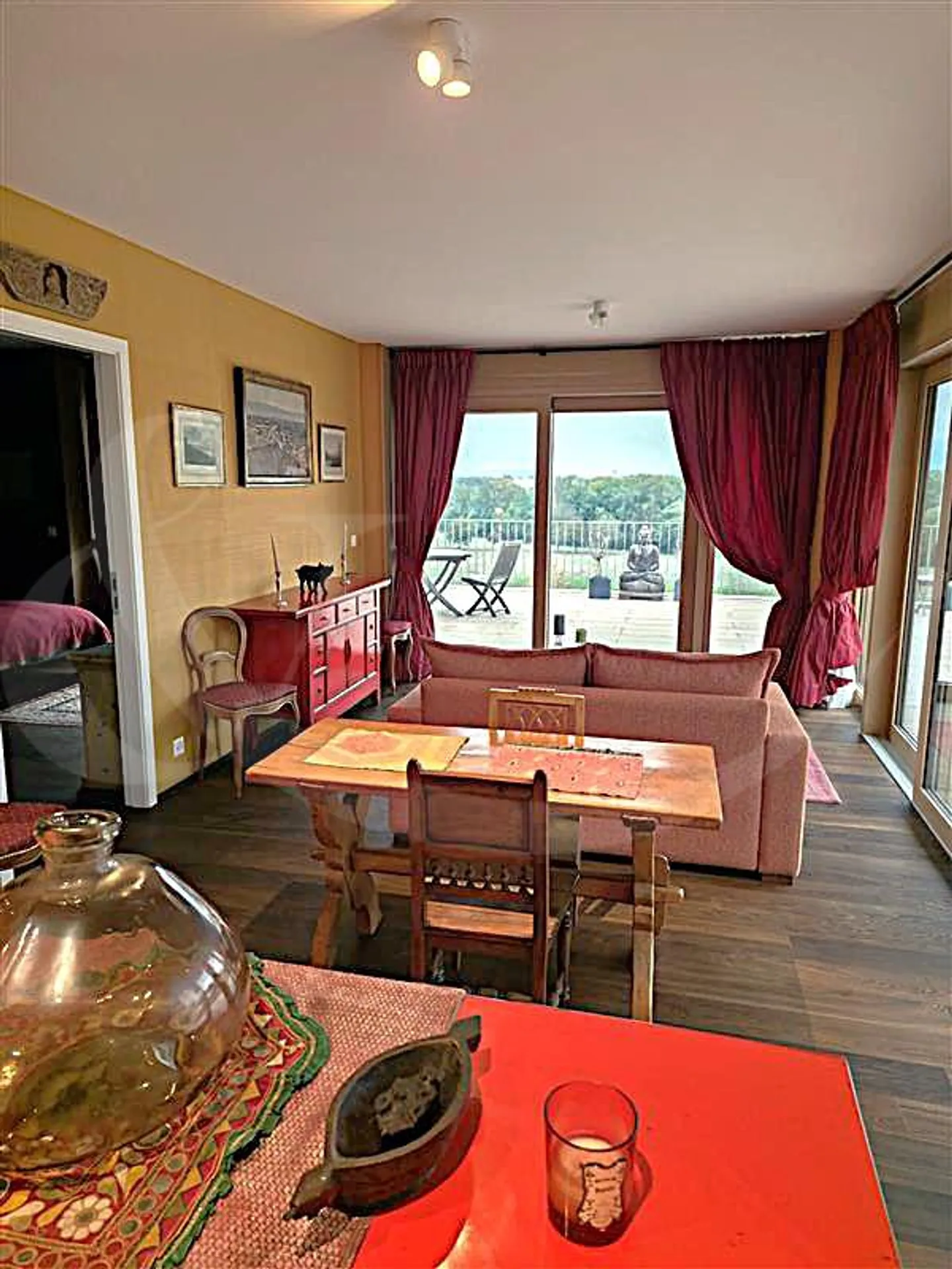 Appartement à louer - Photo 3 sur 8