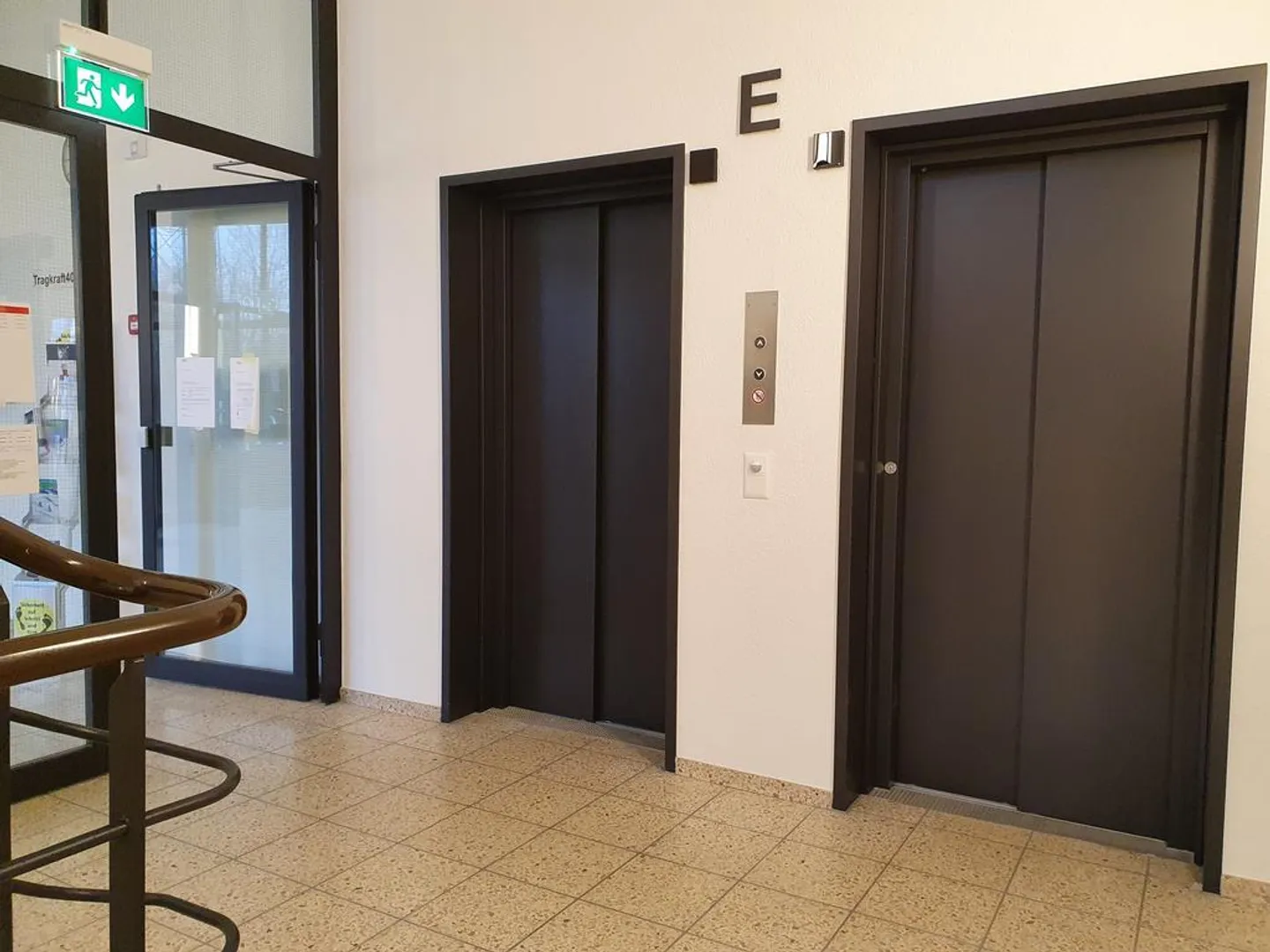 Central Office Spaces at the Primeo Energy Site in Münchenstein - Photo 4 of 7