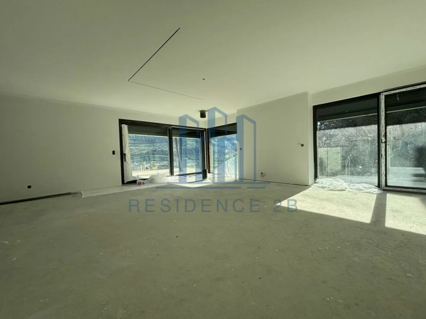 Exceptional penthouse of 7.5 rooms in Gravelone - Photo 4 of 13