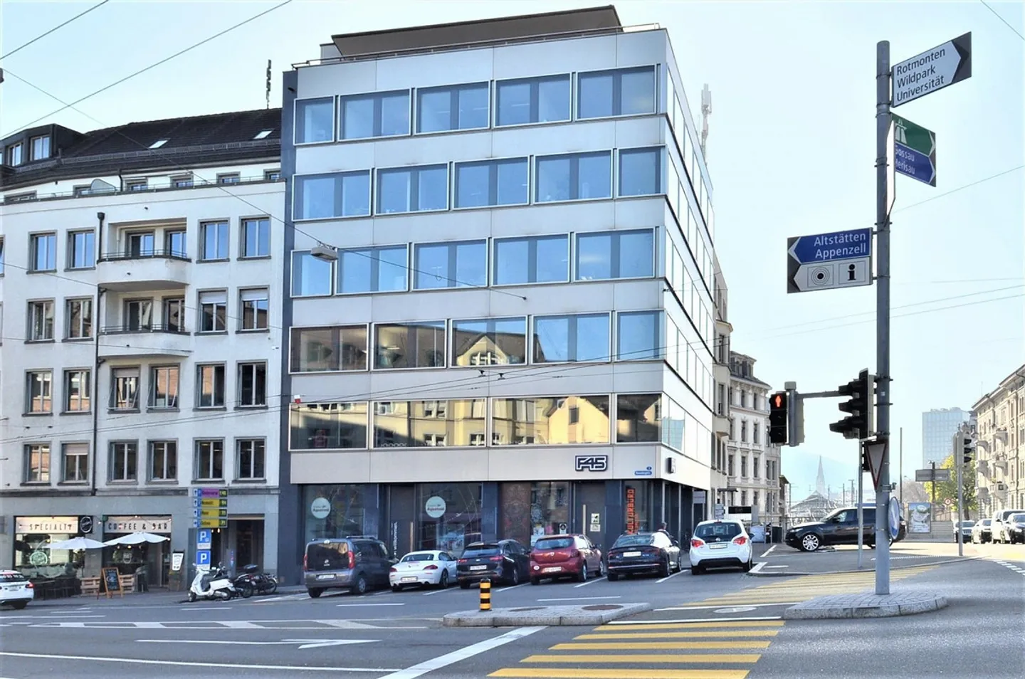 Zentraler Lagerraum verfügbar - Foto 1 von 4