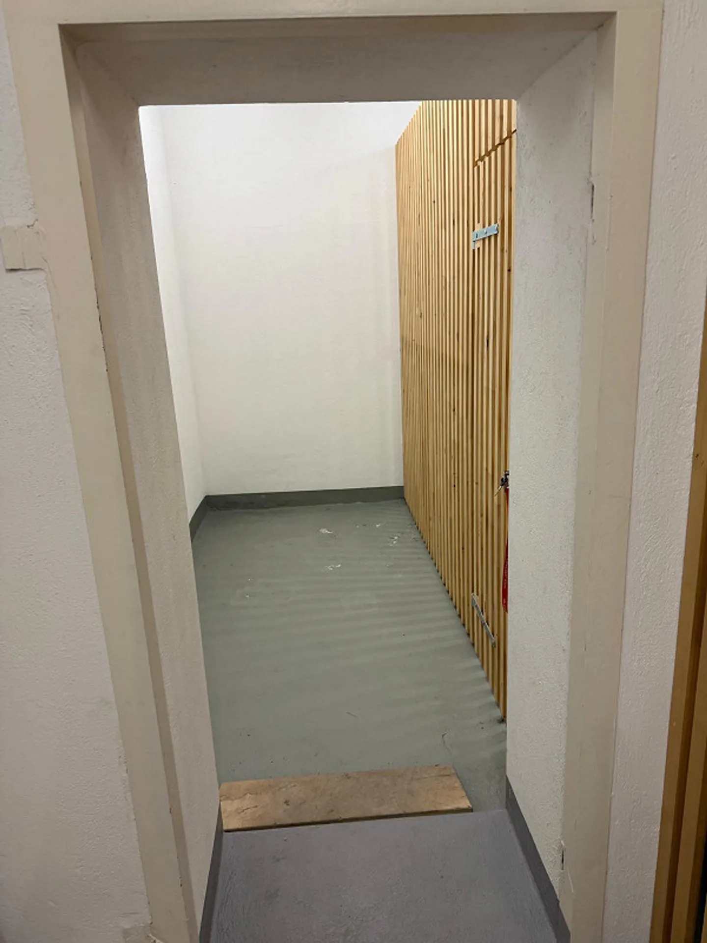 Zentraler Lagerraum verfügbar - Foto 3 von 4