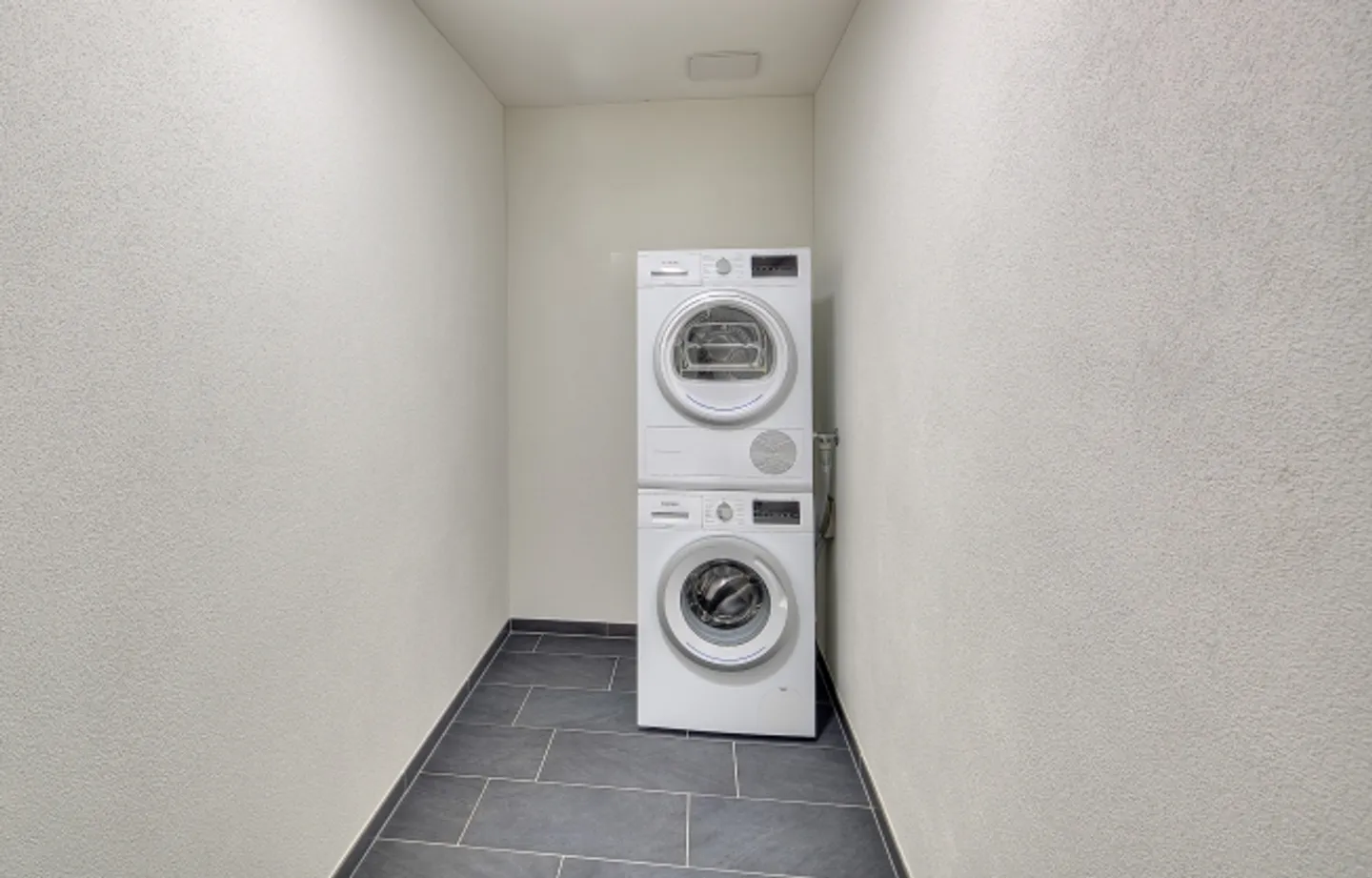 "Here ends your apartment search!" - Photo 9 of 9