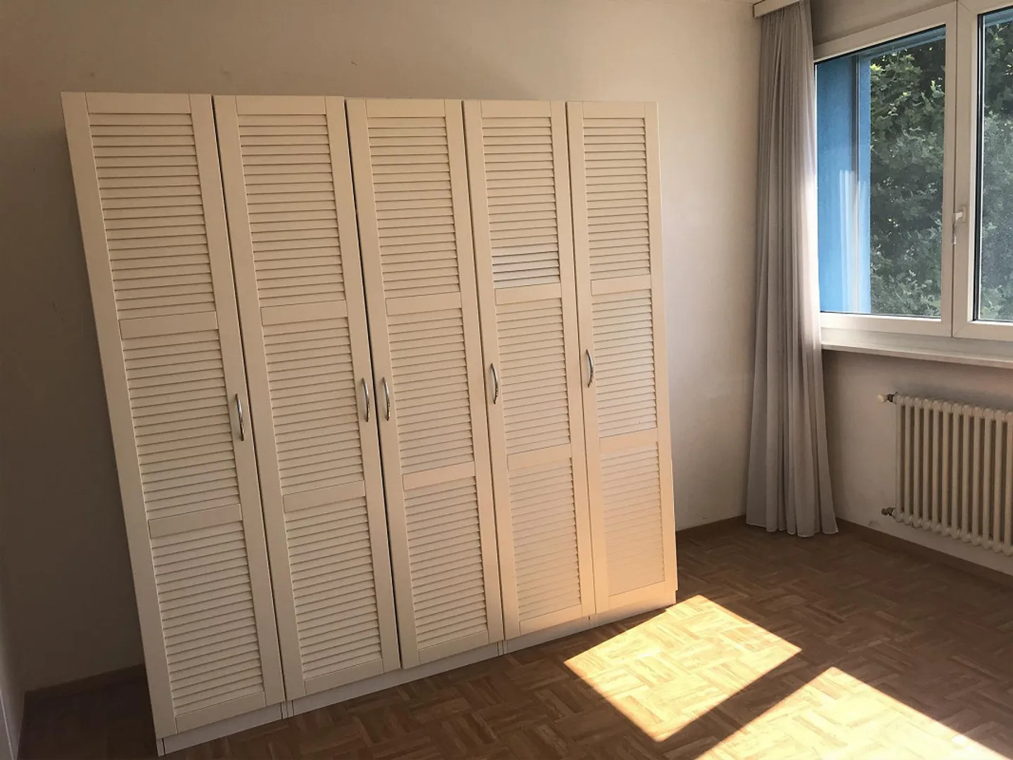 2.5 locali luminoso con terrazzo, cantina e posteggio - - Foto 3 di 12