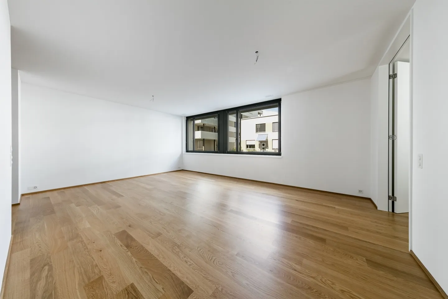 Attractive Family Apartment in Schwamendingen - Photo 4 of 7