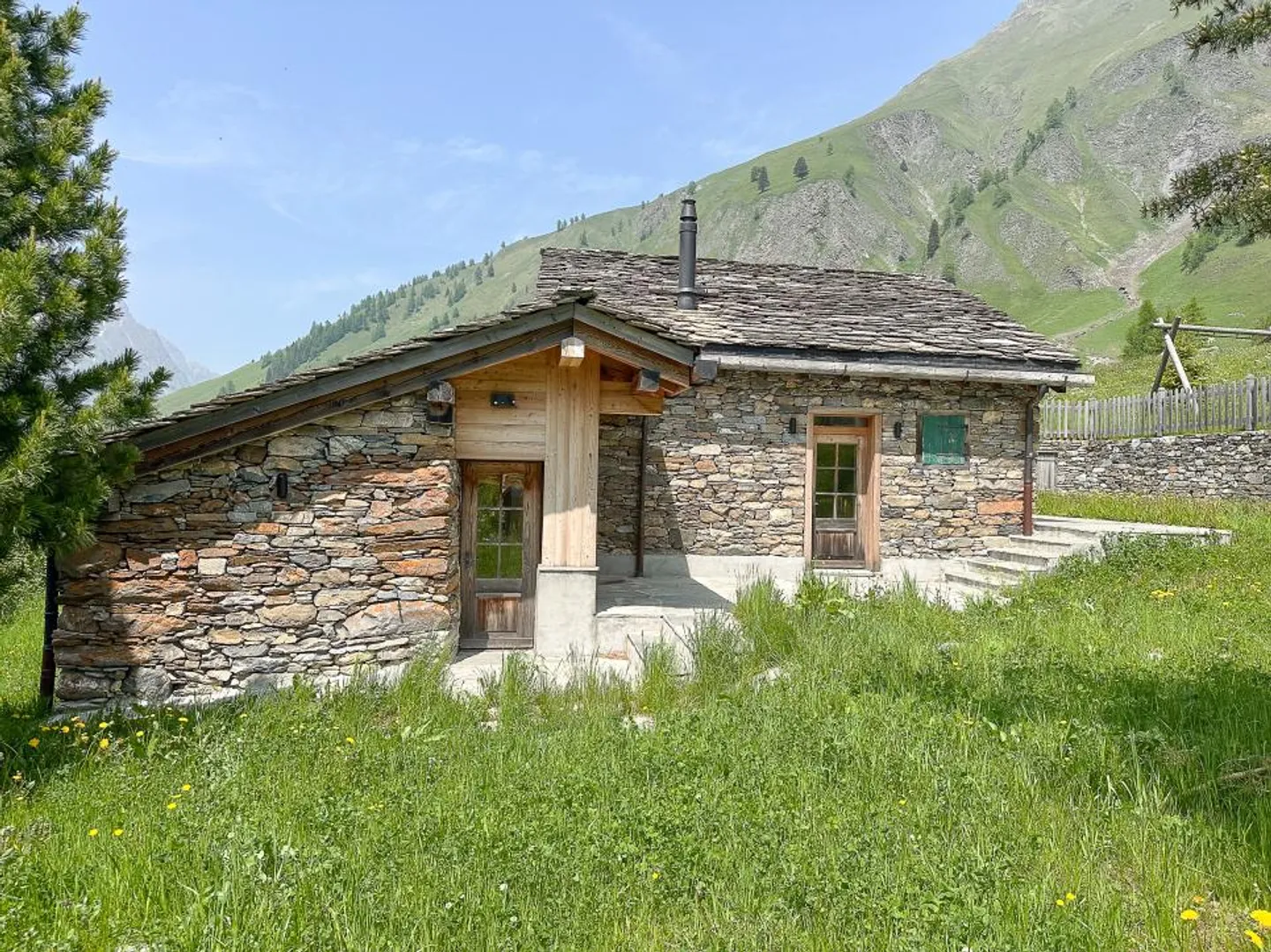 Exceptional Stone Property - Photo 8 of 8