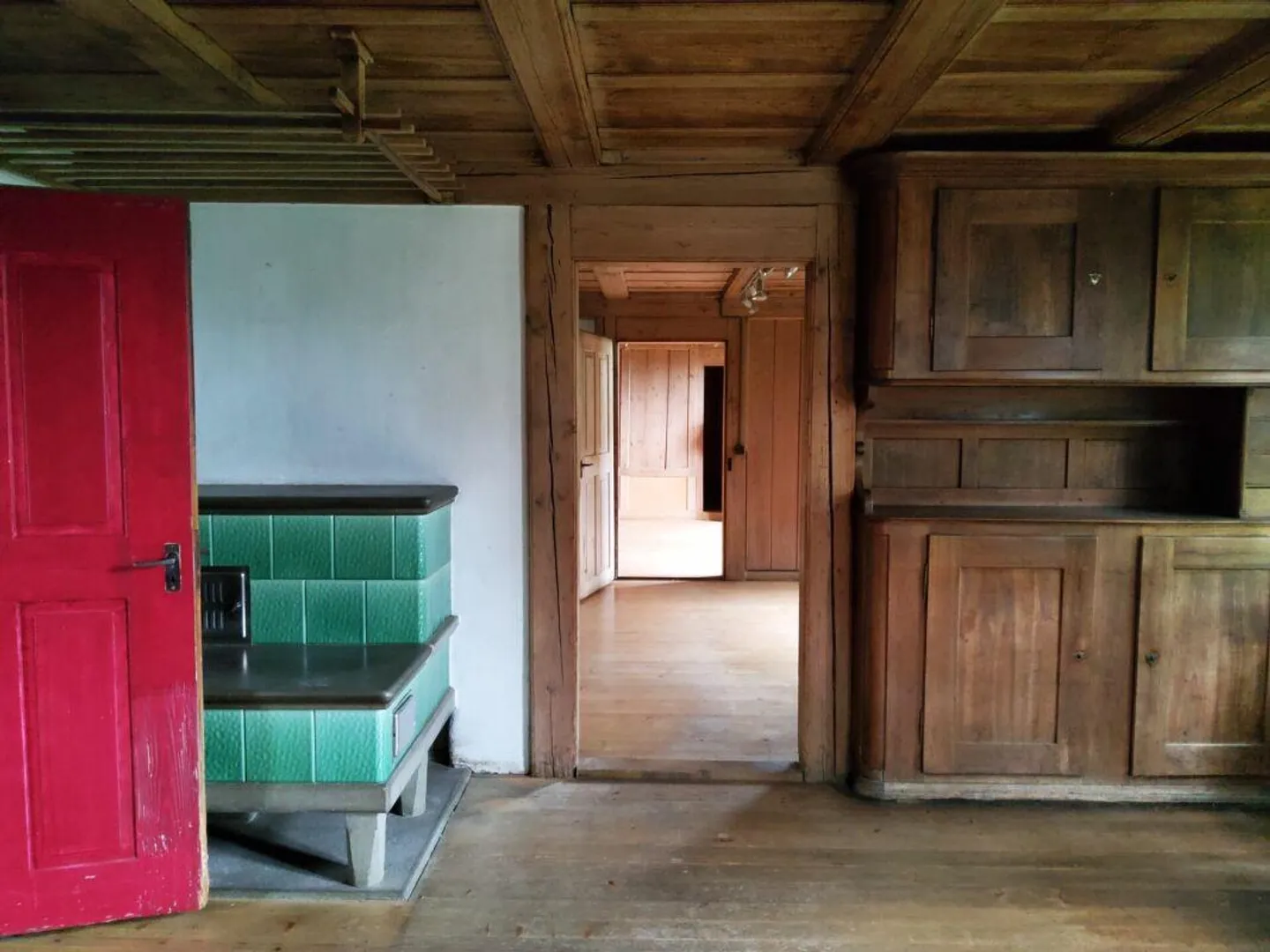 Ex fattoria con riserva di terreno edificabile e obbligo architettonico - Foto 8 di 13