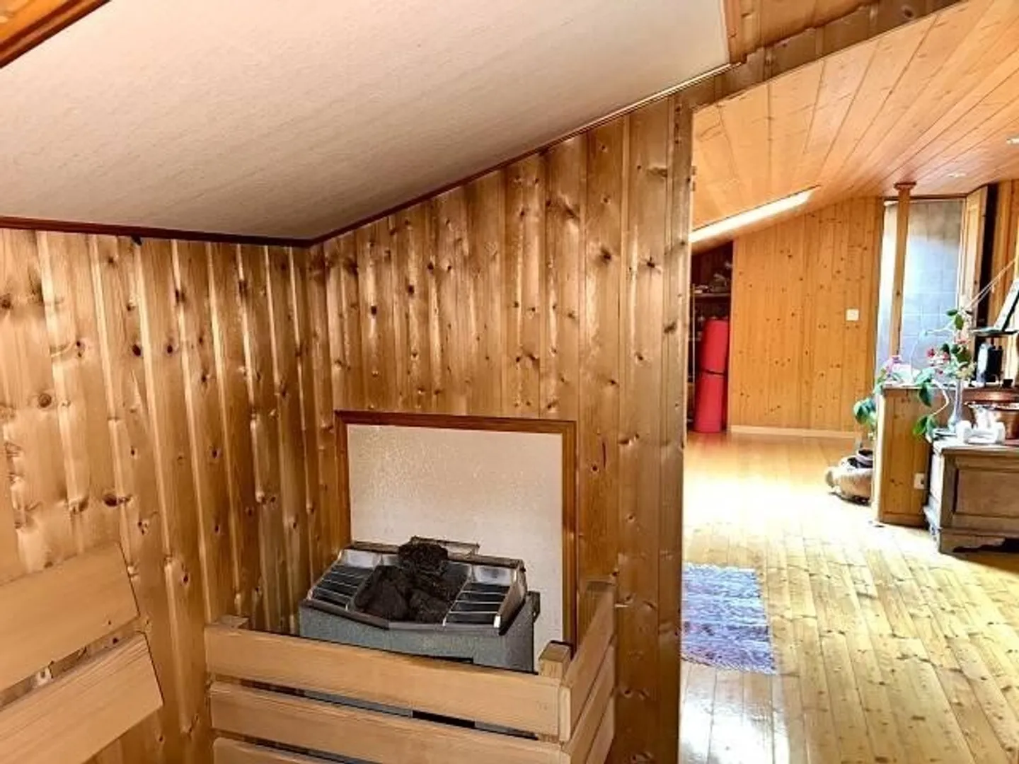 6 1/2-Room House with Shop in a Quiet Location in the Village Center - Photo 12 of 13