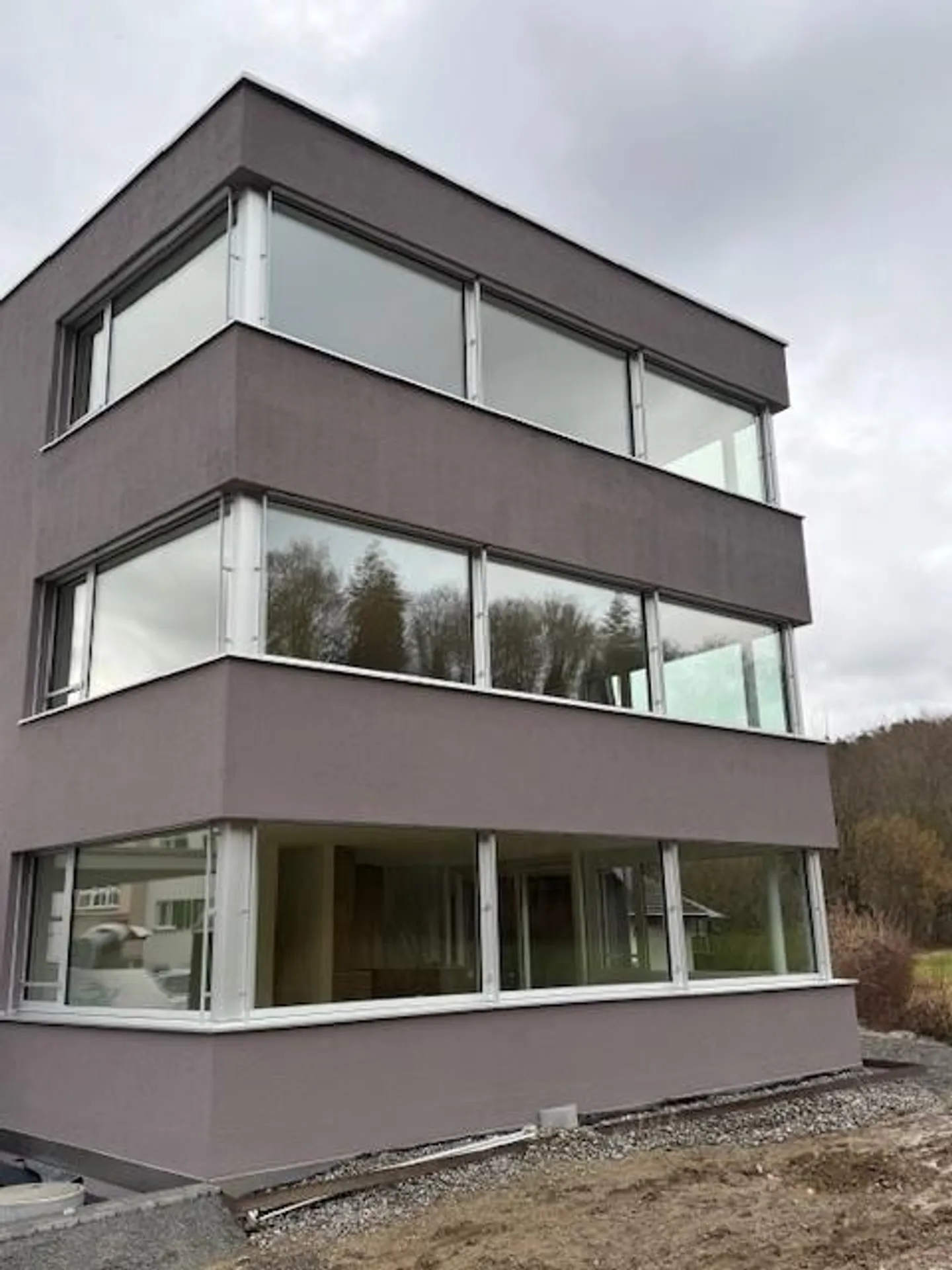 Moderno appartamento attico di 3.5 locali attende il suo inquilino - Foto 2 di 7