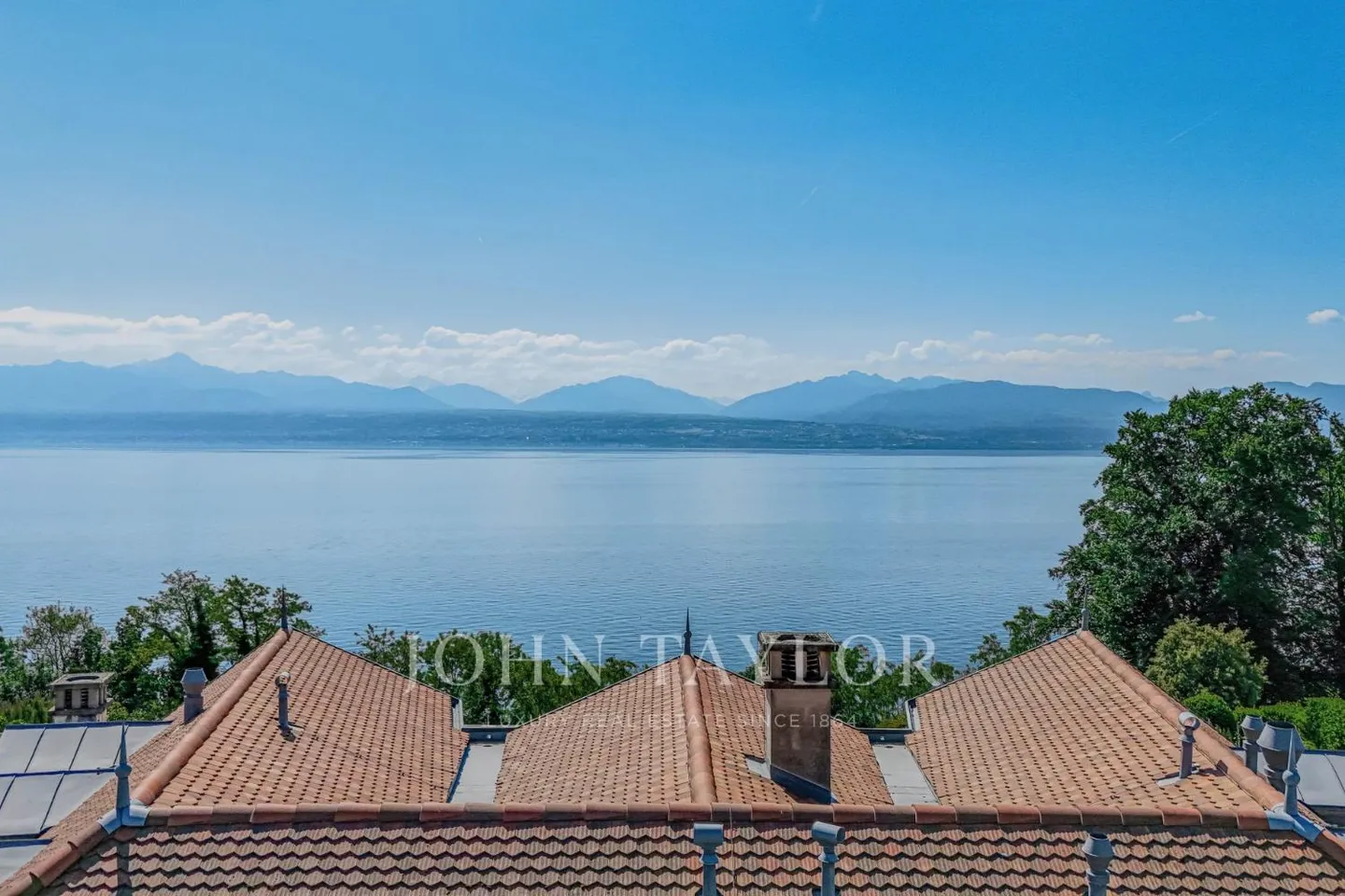 Villa 10 rooms - Photo 3 of 13