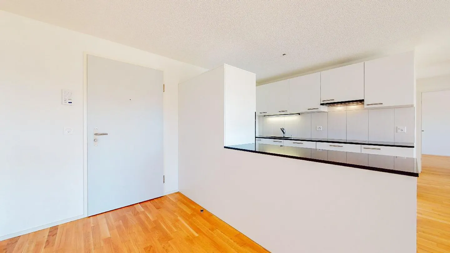 Live quietly yet close to the city! - Rent without deposit! - Photo 2 of 8
