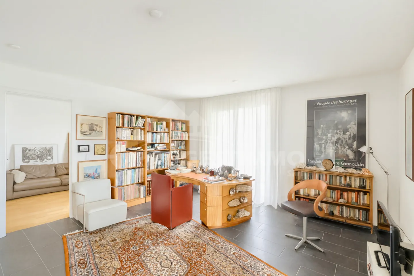 CHIC 2,5 ZIMMER IDEAL GELEGEN - Foto 1 von 9