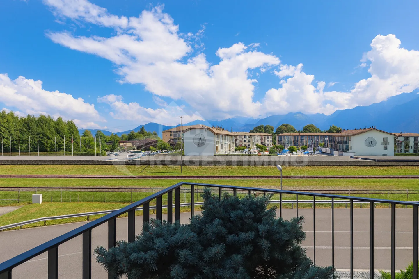 CHIC 2,5 ZIMMER IDEAL GELEGEN - Foto 5 von 9