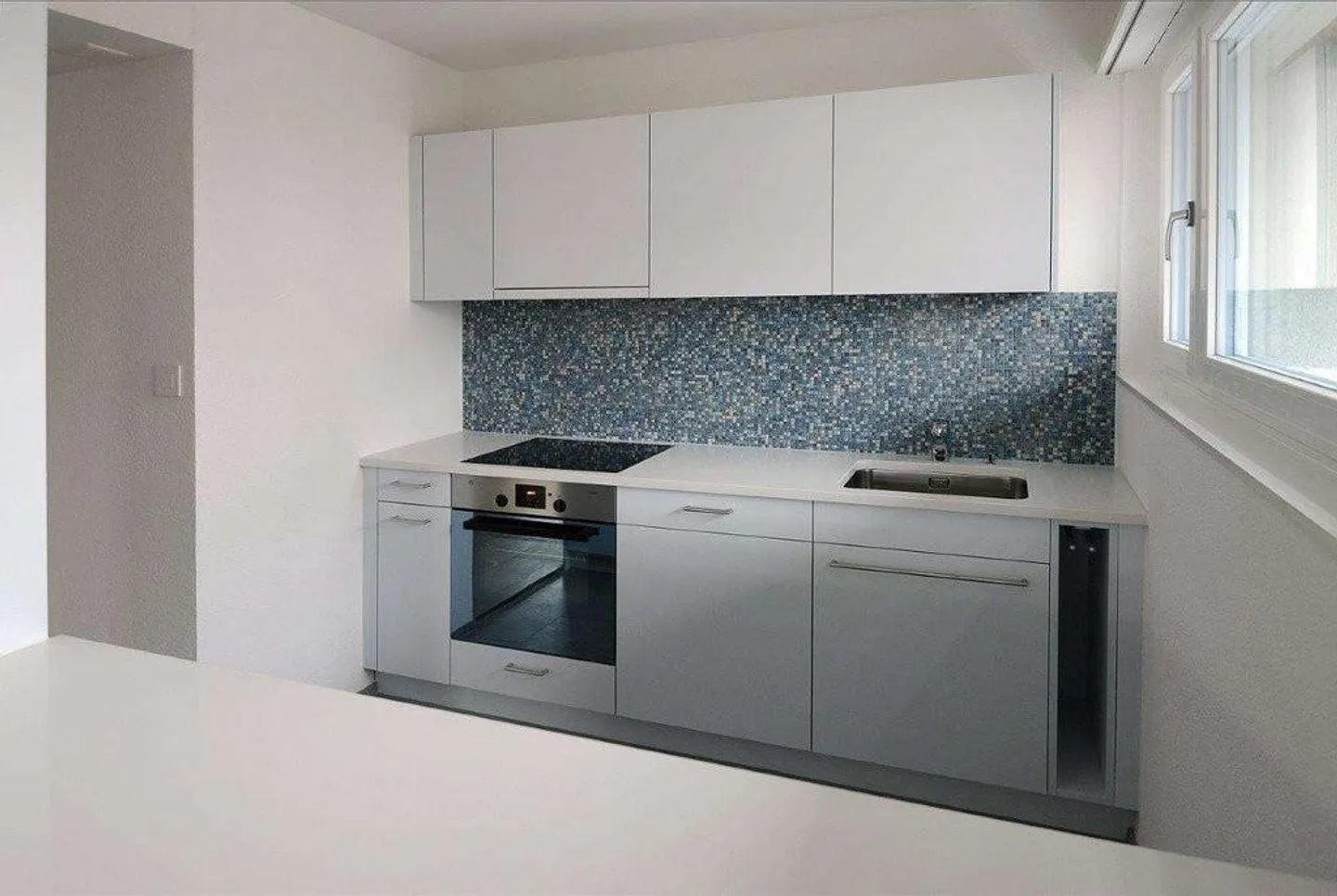 Modern Single Apartment in Central Location - Photo 3 of 4