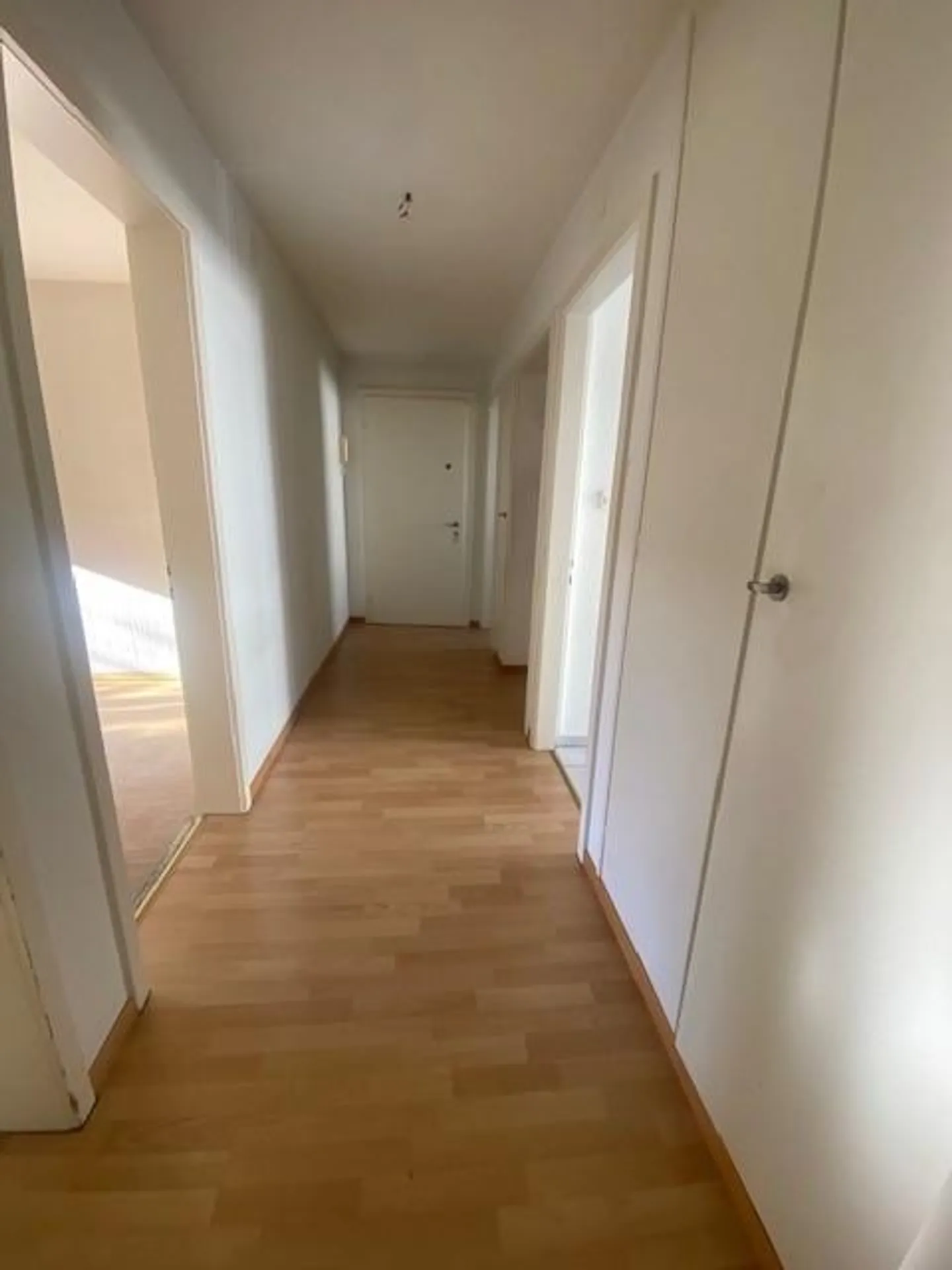 Appartamento accogliente con 3 camere, centrale e attraente - Foto 4 di 7