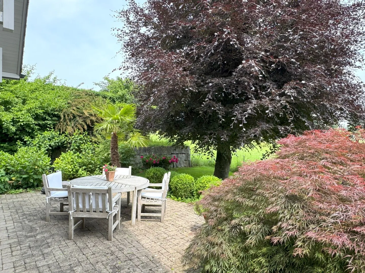 Ampia casa unifamiliare in vendita: ben tenuta e molto curata in una posizione elevata, inclusa una parcella separata - Foto 18 di 22