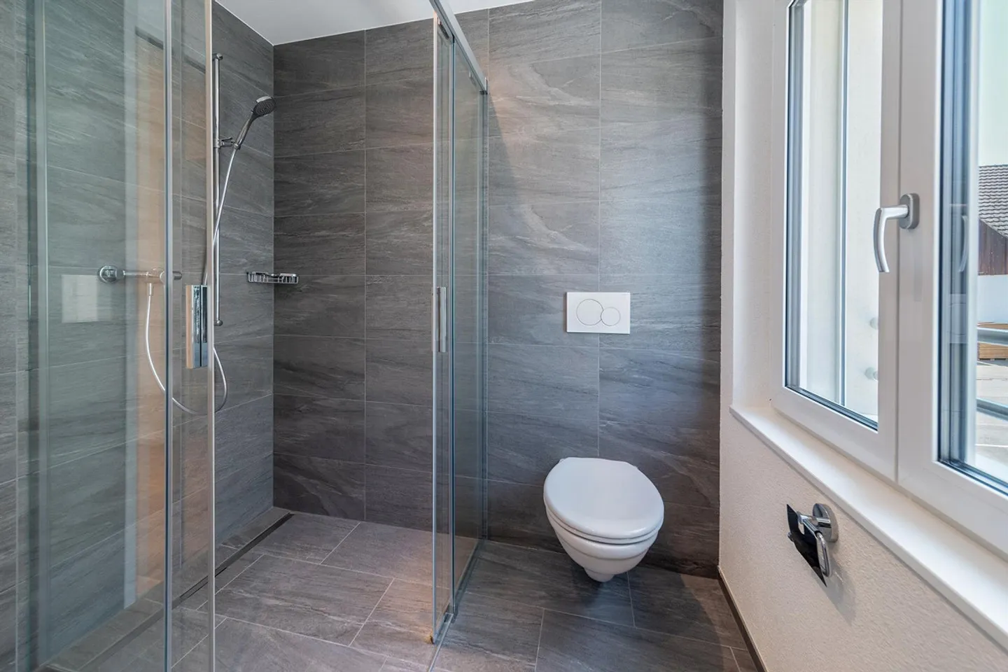 Appartamento singolo soleggiato in una posizione moderna di alto livello - Foto 7 di 8