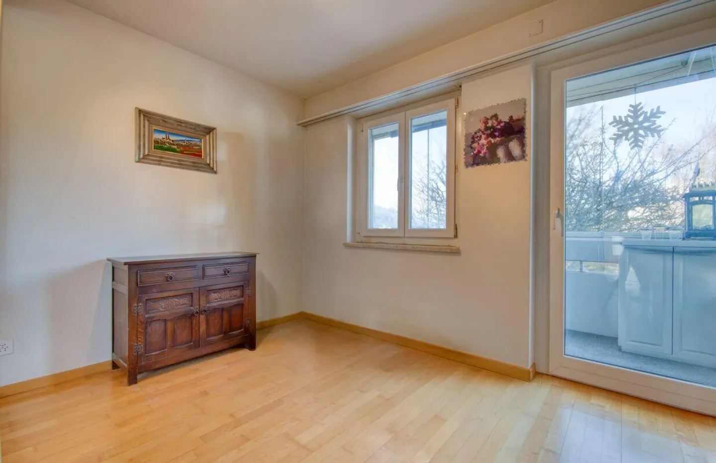 Sole e Prossimità alla Città: APPARTAMENTO 3½ STANZE IN UNA POSIZIONE POPOLARE - Foto 8 di 11