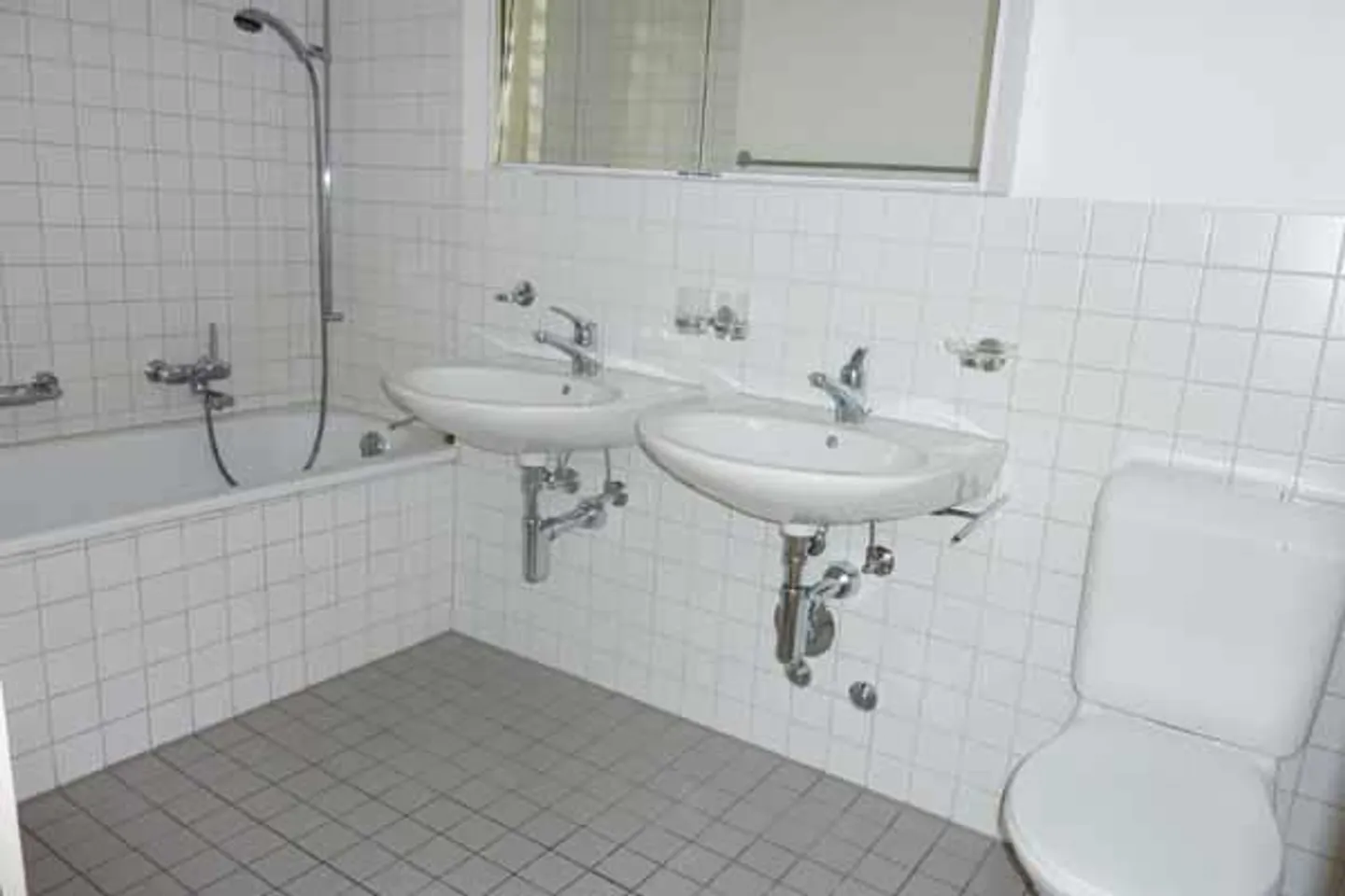 Appartement lumineux de 1,5 pièce avec balcon ! - Photo 4 sur 4