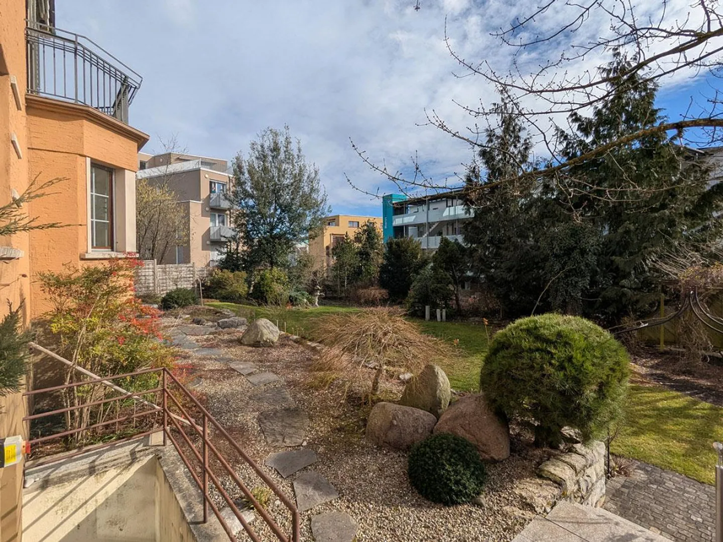 Charming Single-Family Home in a Quiet Location with Idyllic Garden - Photo 9 of 10