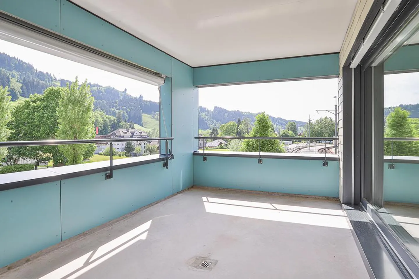 BEL appartement avec grand BALCON - Photo 8 sur 10